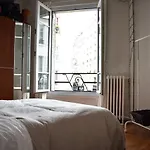 1 Bedroom Flat In Le Marais