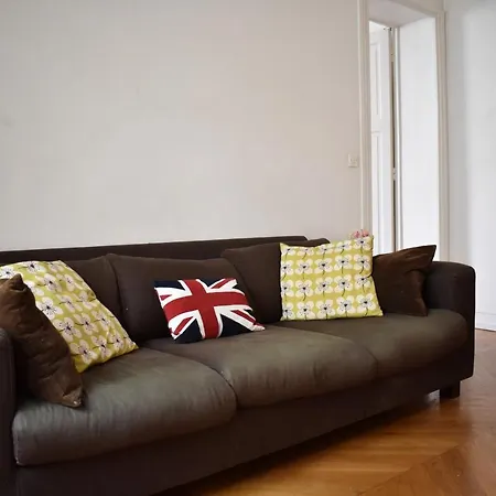 1 Bedroom Flat In Le Marais Apartment Paris
